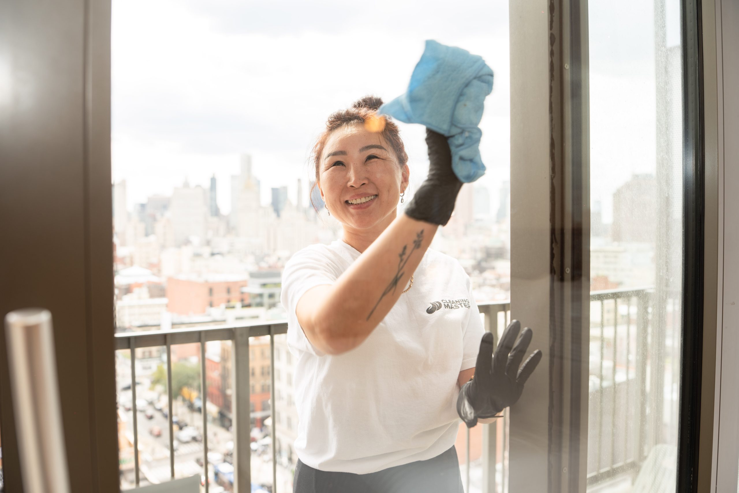 How Much Does Interior Window Cleaning Cost In New York City?