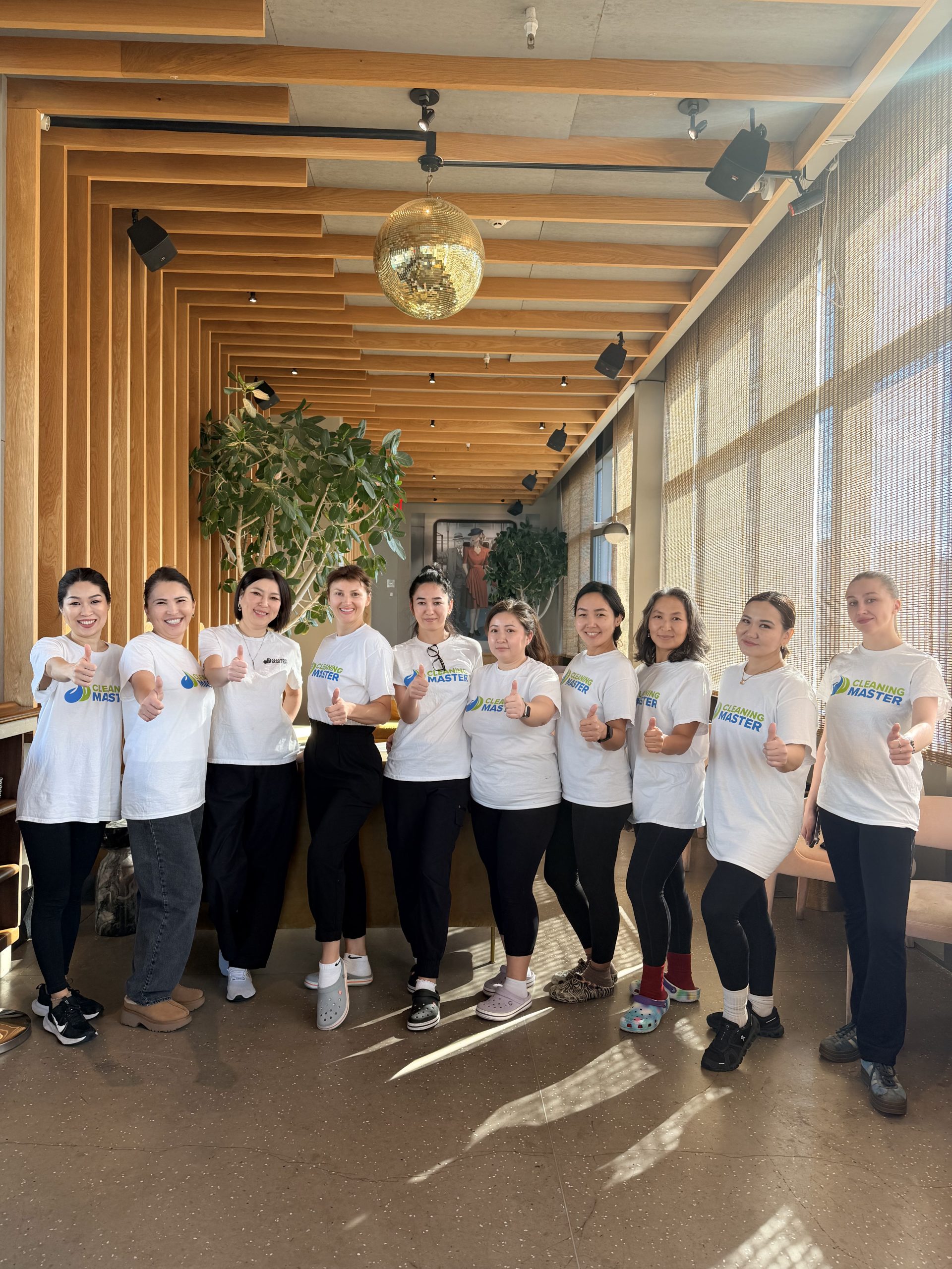 Top 5 Benefits of Professional Cleaning Services for Businesses